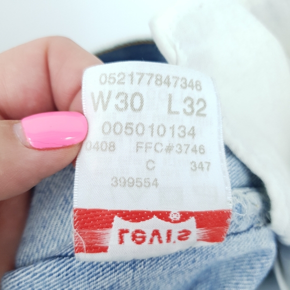 Levi's 501 xx 30x32 Straight Leg Button Fly Light Wash Jeans Made in Haiti 2008 - Picture 10 of 12